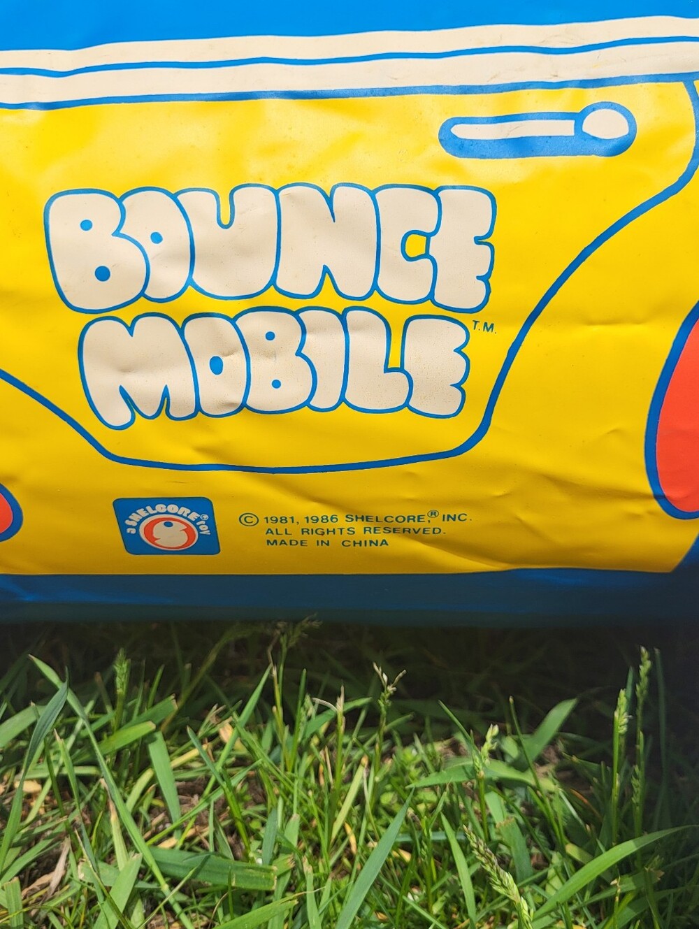 Vintage Shellcore Bounce Mobile Inflatable Ride-On Toy - Yellow - Picture 6 of 6